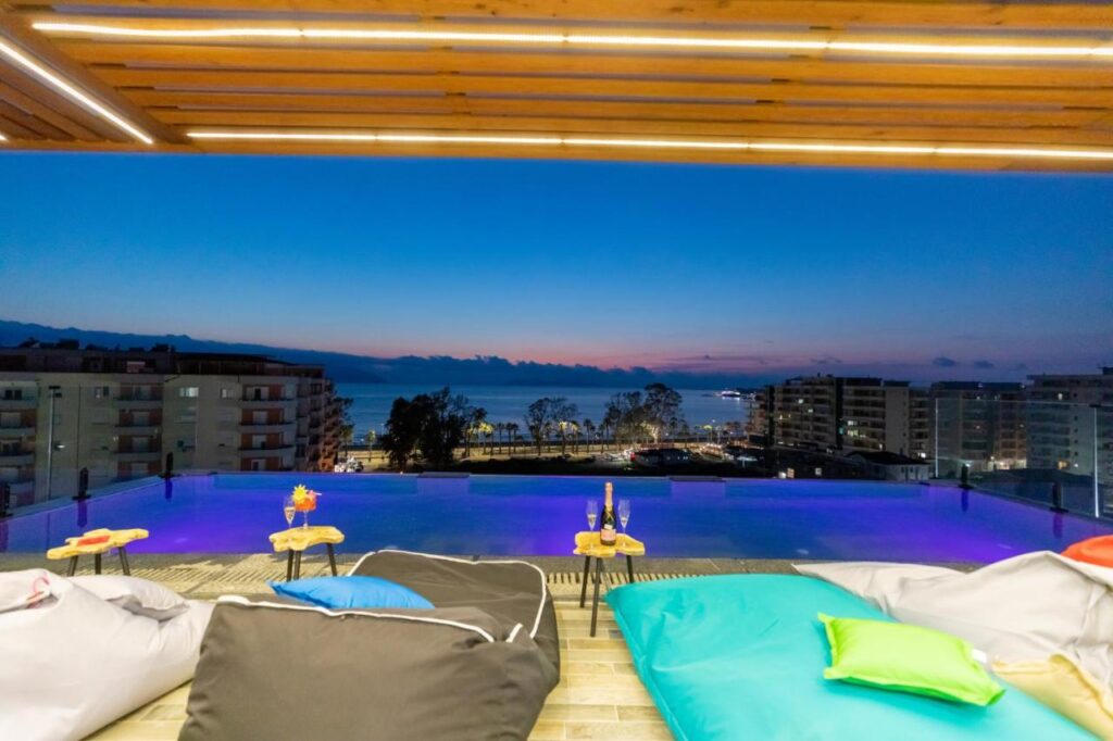 Ames Hotel Spa in Vlorë the sunset view to enjoy