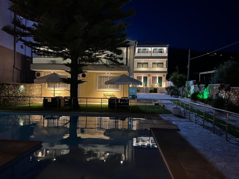 Dimitri Hotel in Himare poolside at night