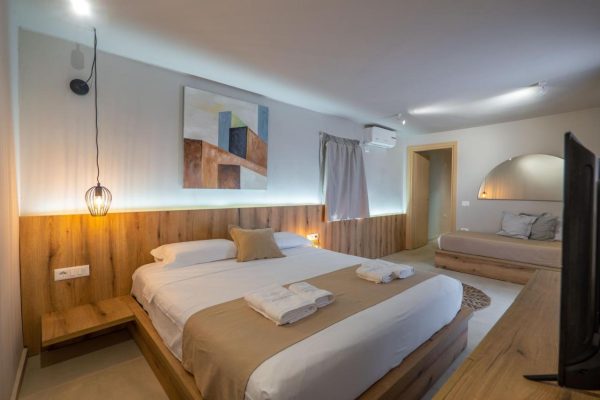 Arameras Beach Resort in Ksamil familyroom