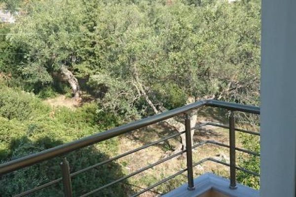 Dhori House Dhërmi in Albania mountain view from the sleeping room