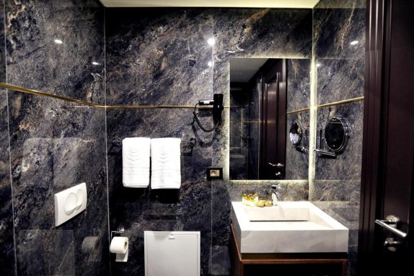 Luxury Premium Finese in Albania the bathroom