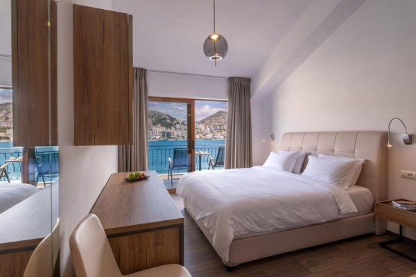 Palma City Hotel in Sarande dubble room with seaside view