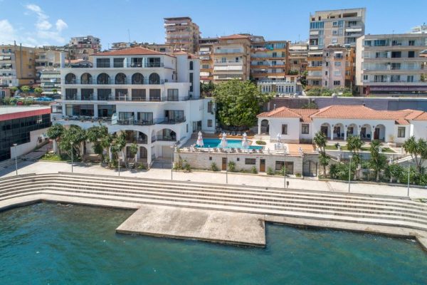 Palma City Hotel in Sarande outside view of the hotel