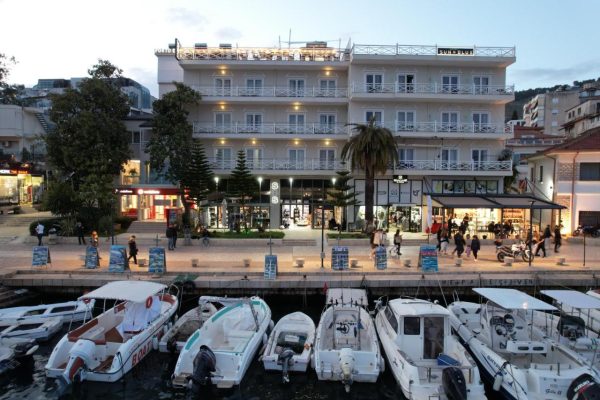 Porto Eda Hotel in Sarande outside view of the hotel