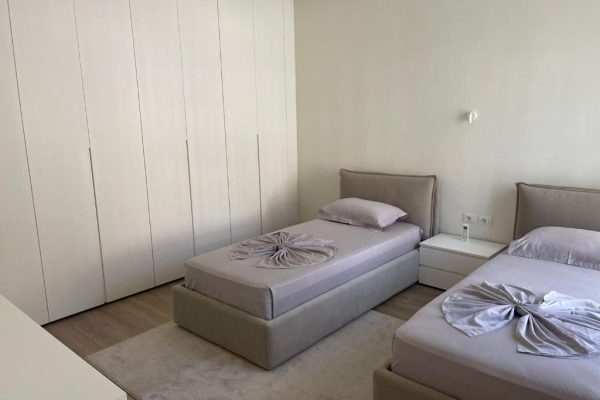 villa 60b two single beds with comfortable matrasses